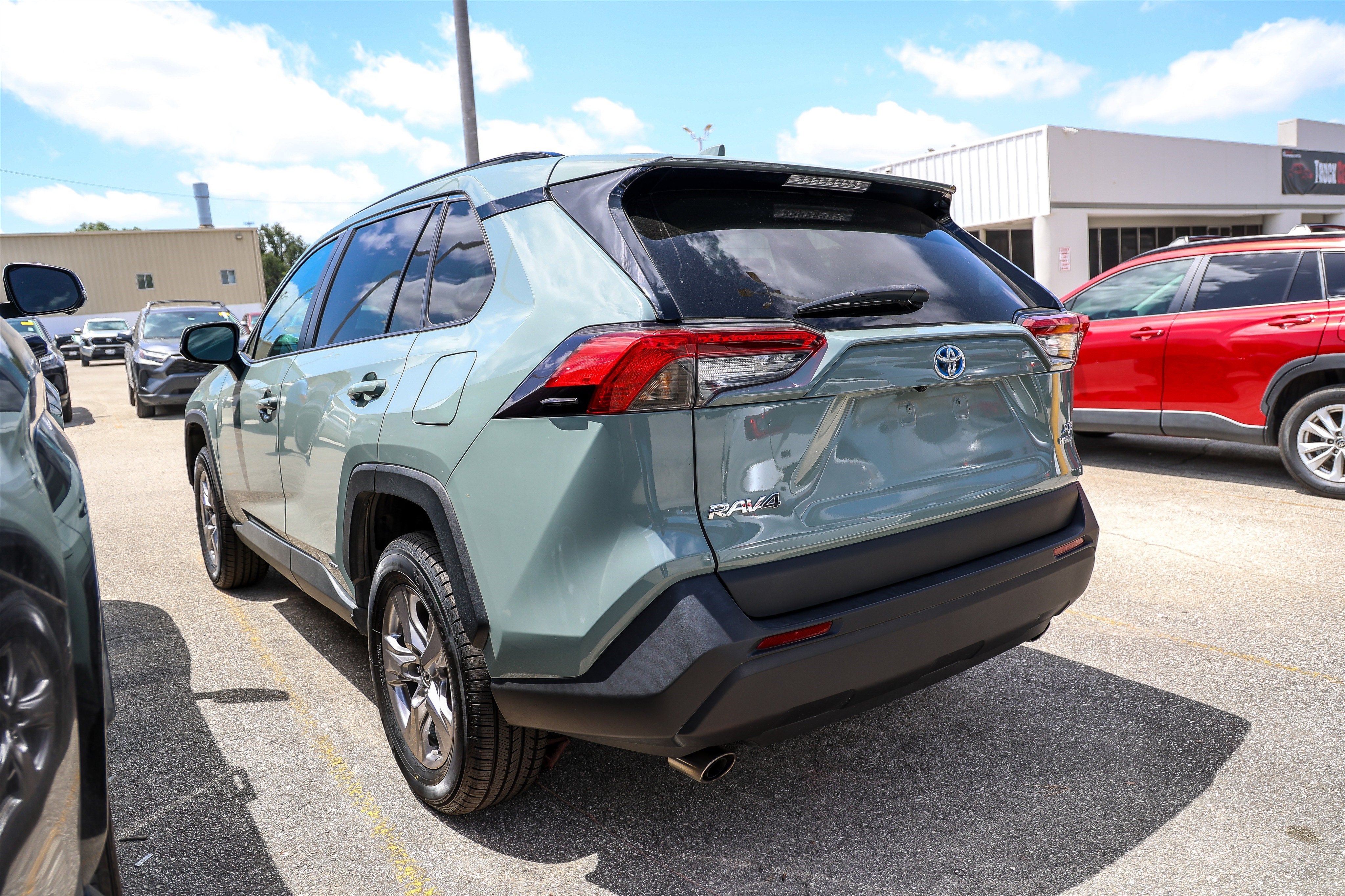 2022 Toyota RAV4 Hybrid Hybrid XLE