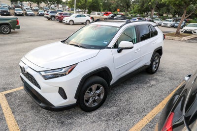 2025 Toyota RAV4 XLE