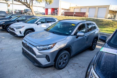 2022 Toyota RAV4 XLE