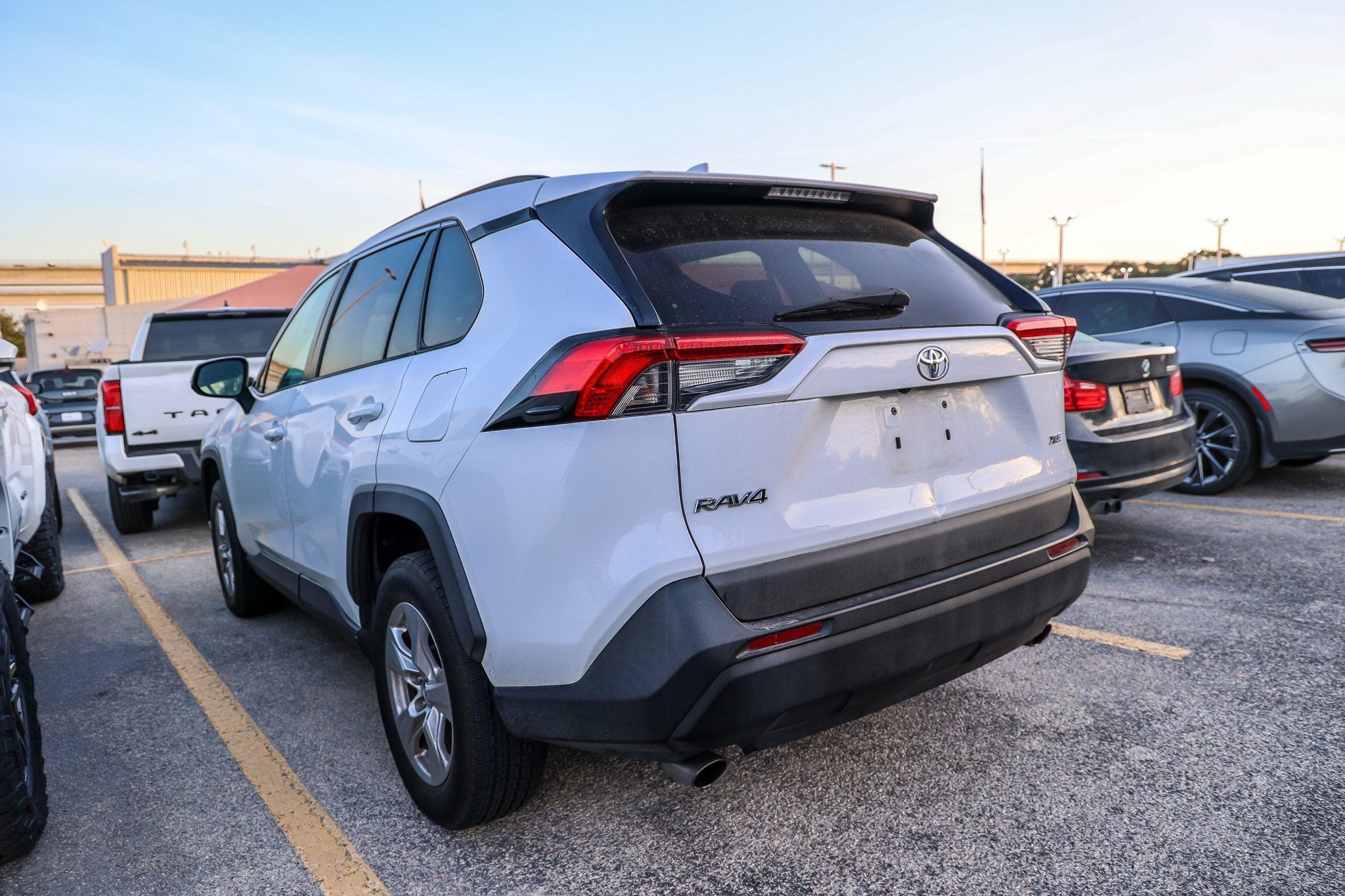 2020 Toyota RAV4 XLE