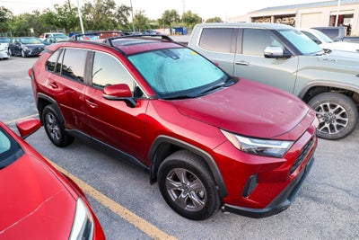 2025 Toyota RAV4 XLE