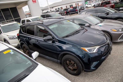 2018 Toyota RAV4 LE