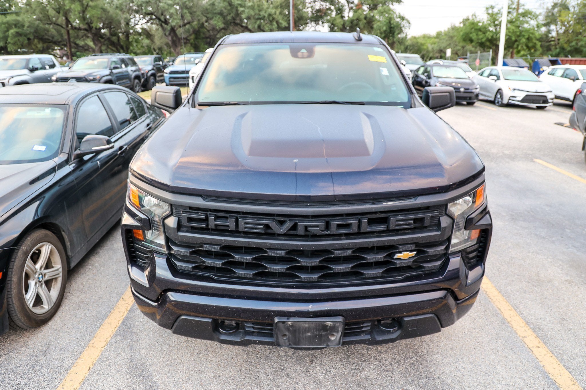 2023 Chevrolet Silverado Custom