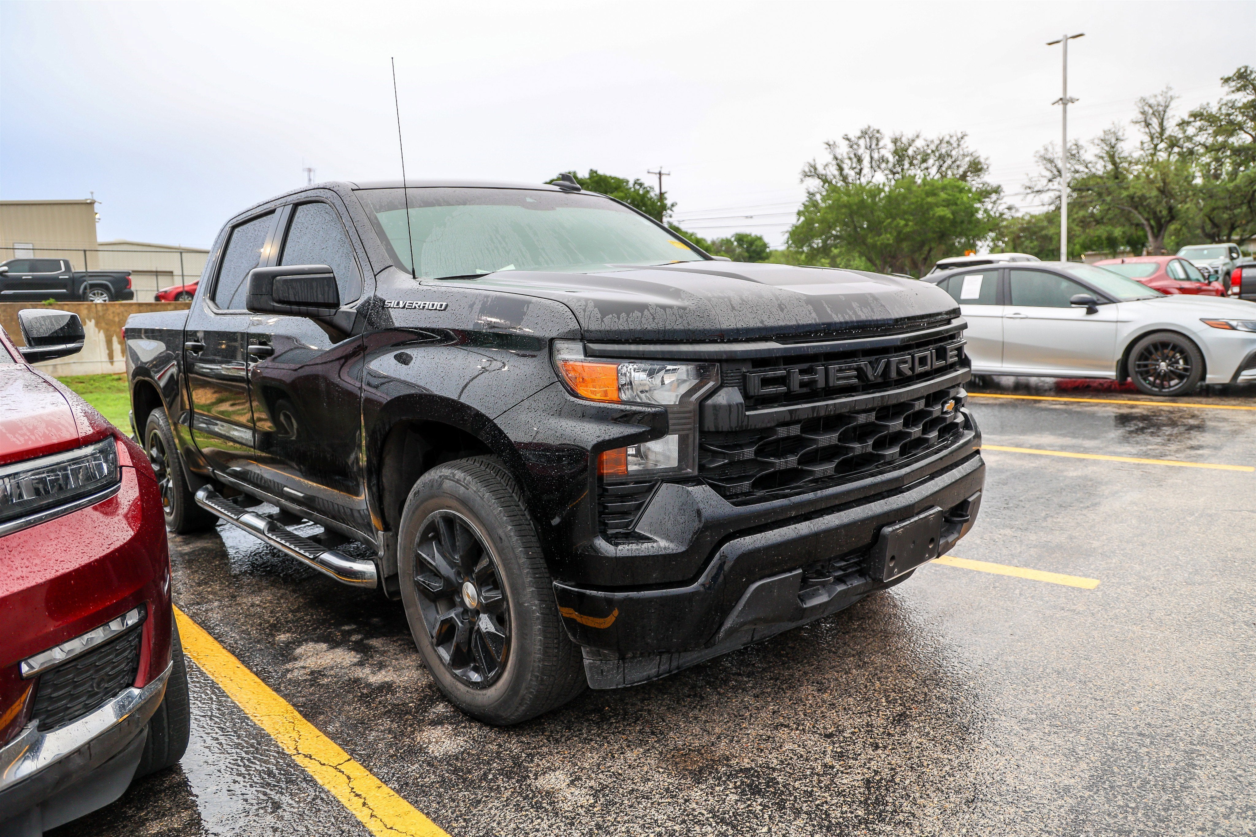 2024 Chevrolet Silverado 1500 Custom