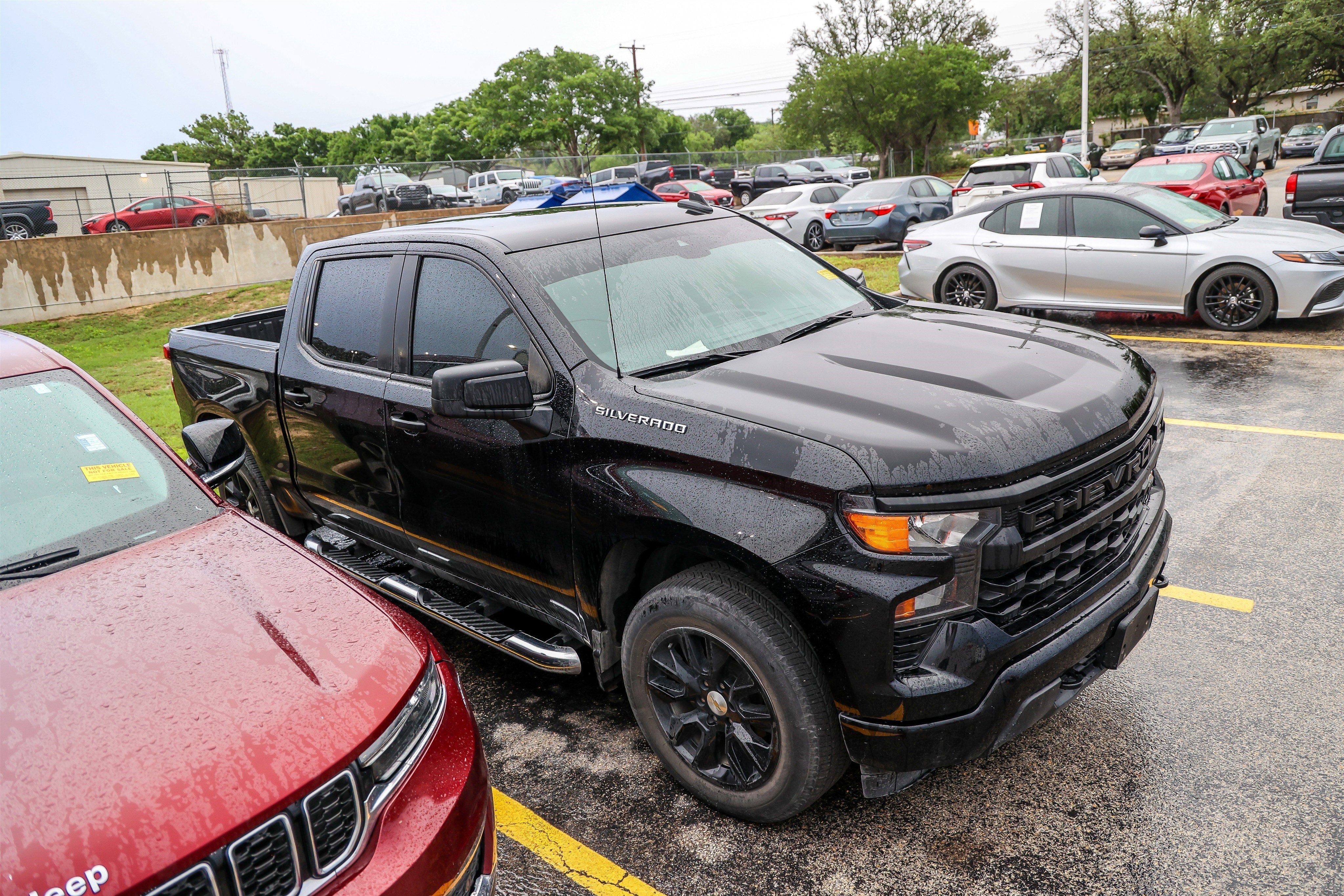 2024 Chevrolet Silverado 1500 Custom