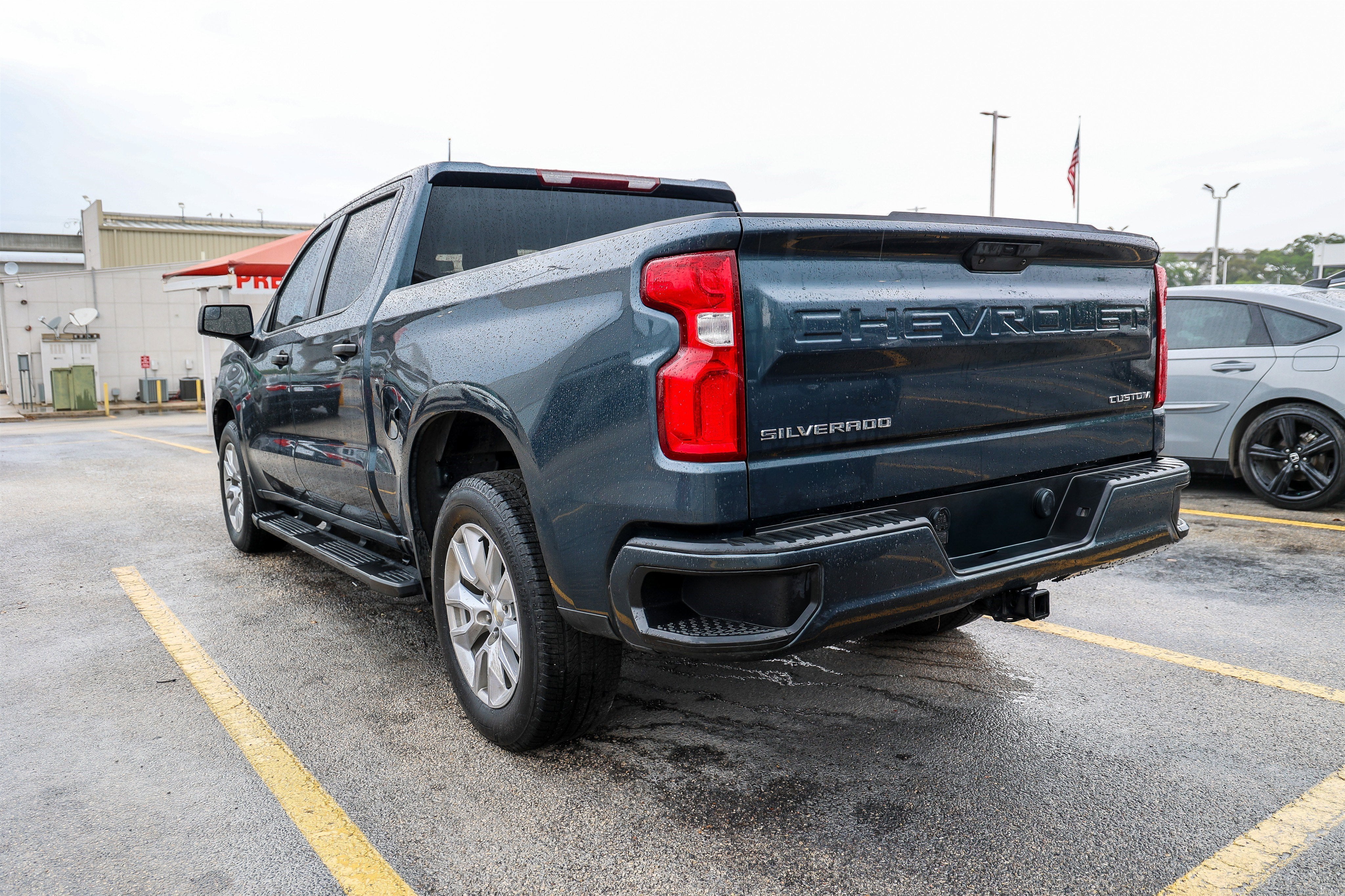 2021 Chevrolet Silverado 1500 Custom