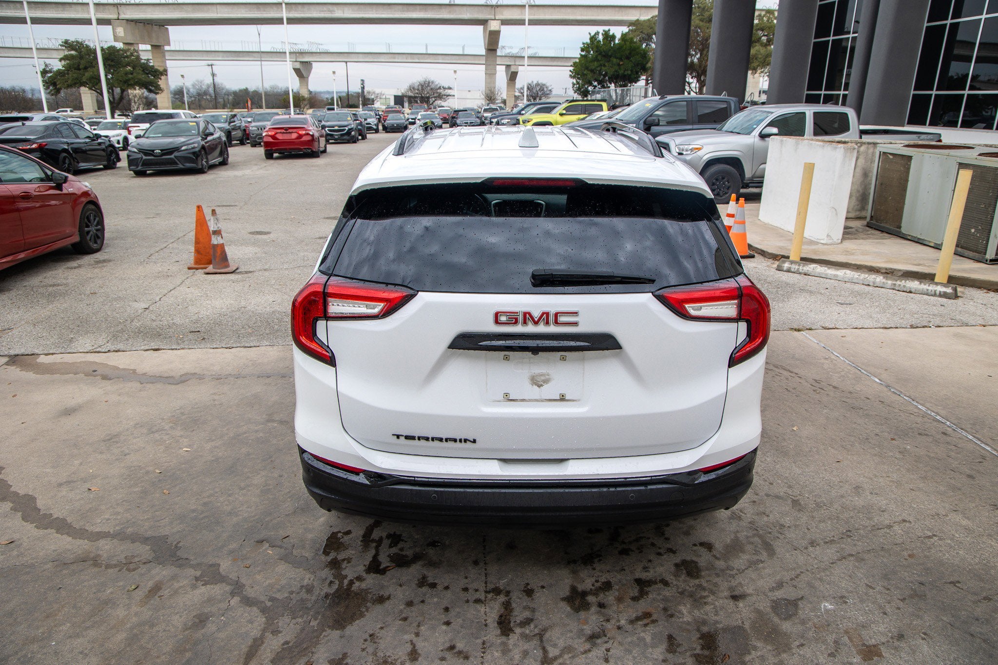 2022 GMC Terrain SLE