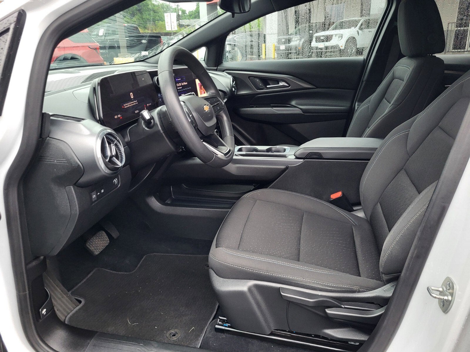 2025 Chevrolet Equinox LT1 w/PCY