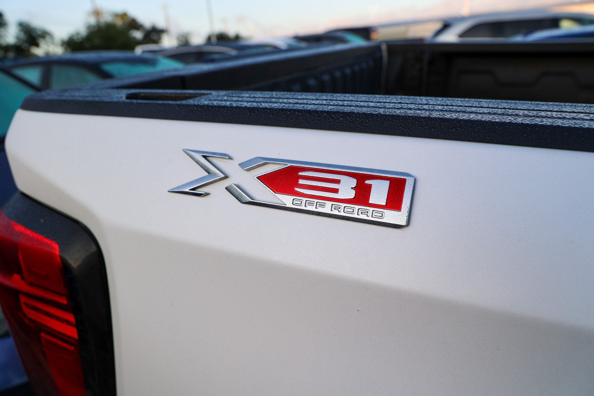 2024 GMC Sierra SLT