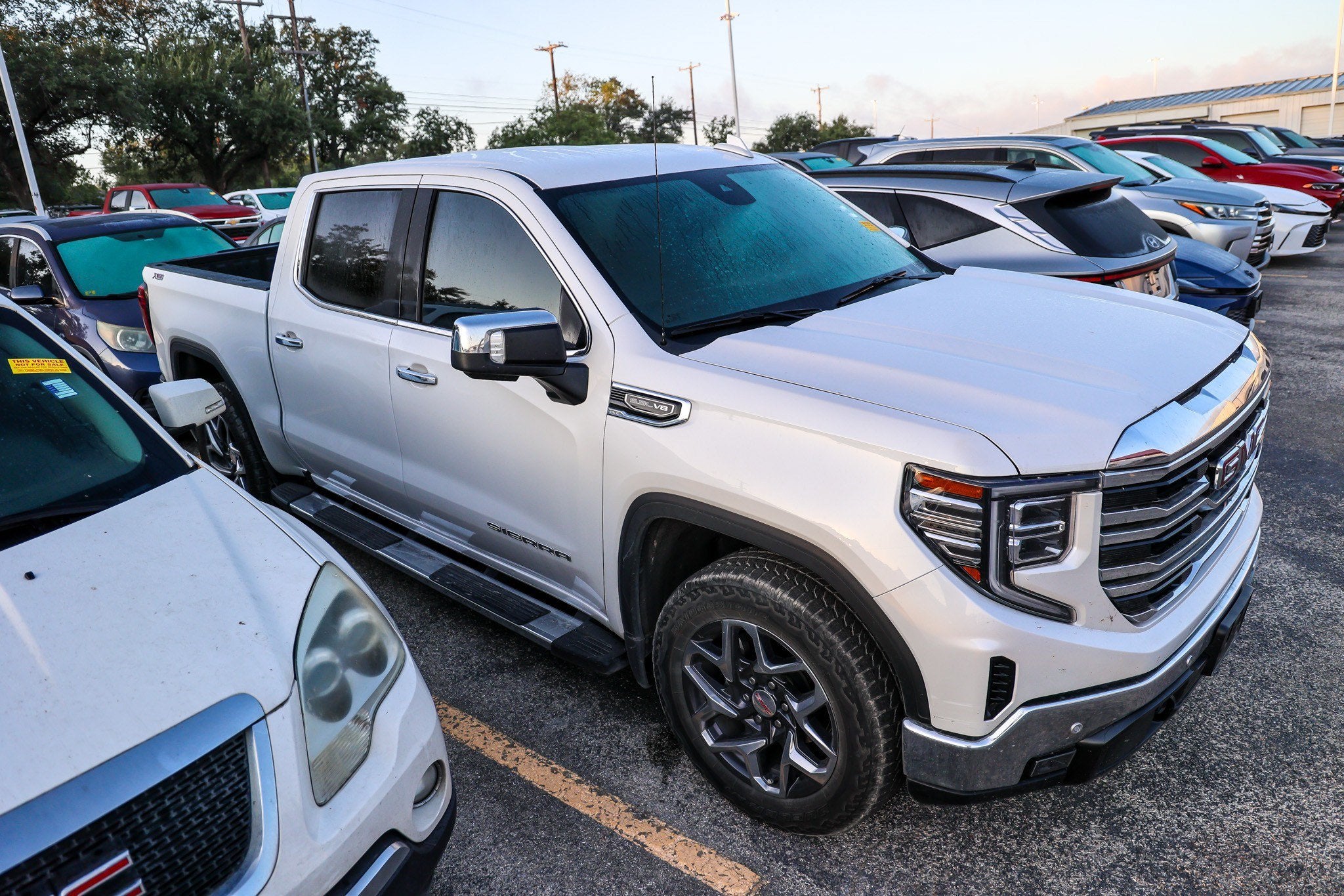 2024 GMC Sierra SLT