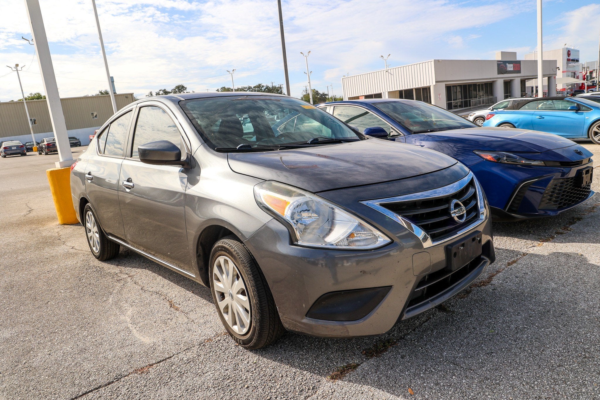 2018 Nissan Versa SV