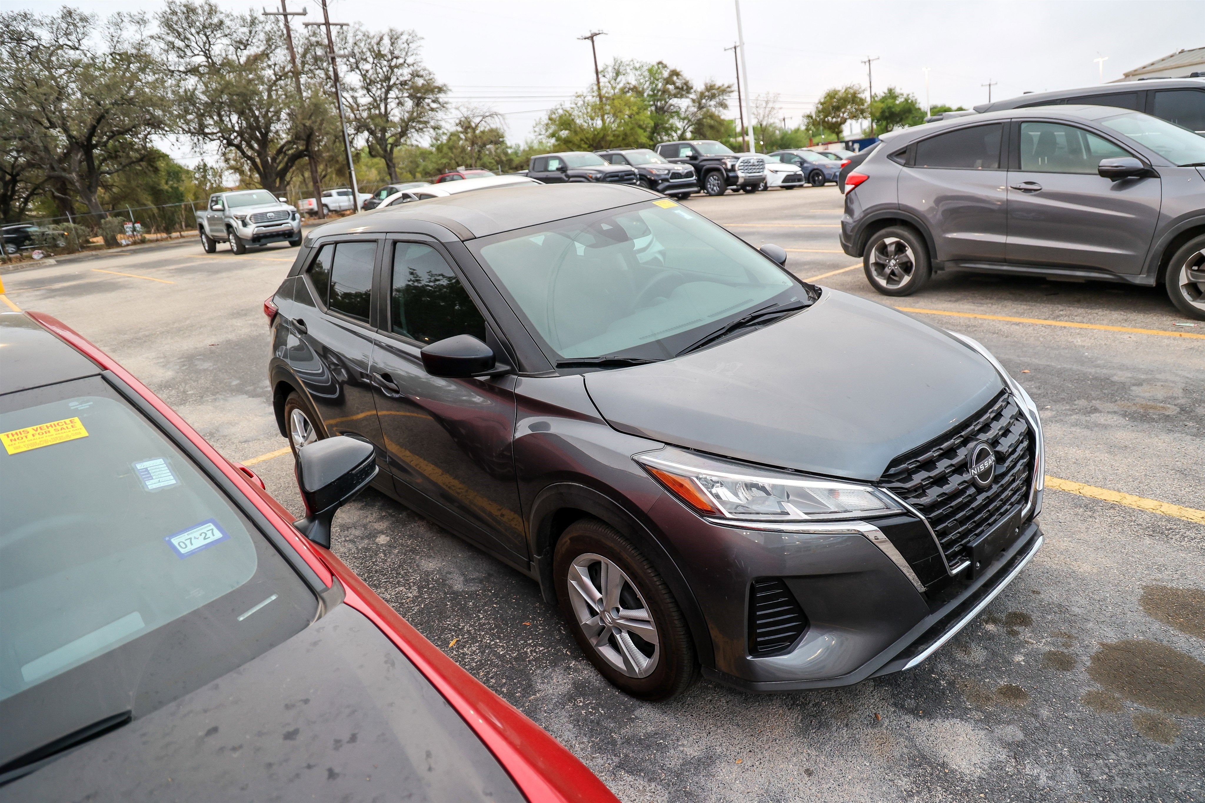 2025 Nissan Kicks Play S