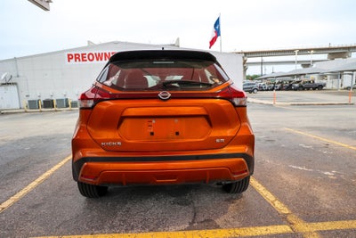 2021 Nissan Kicks SR