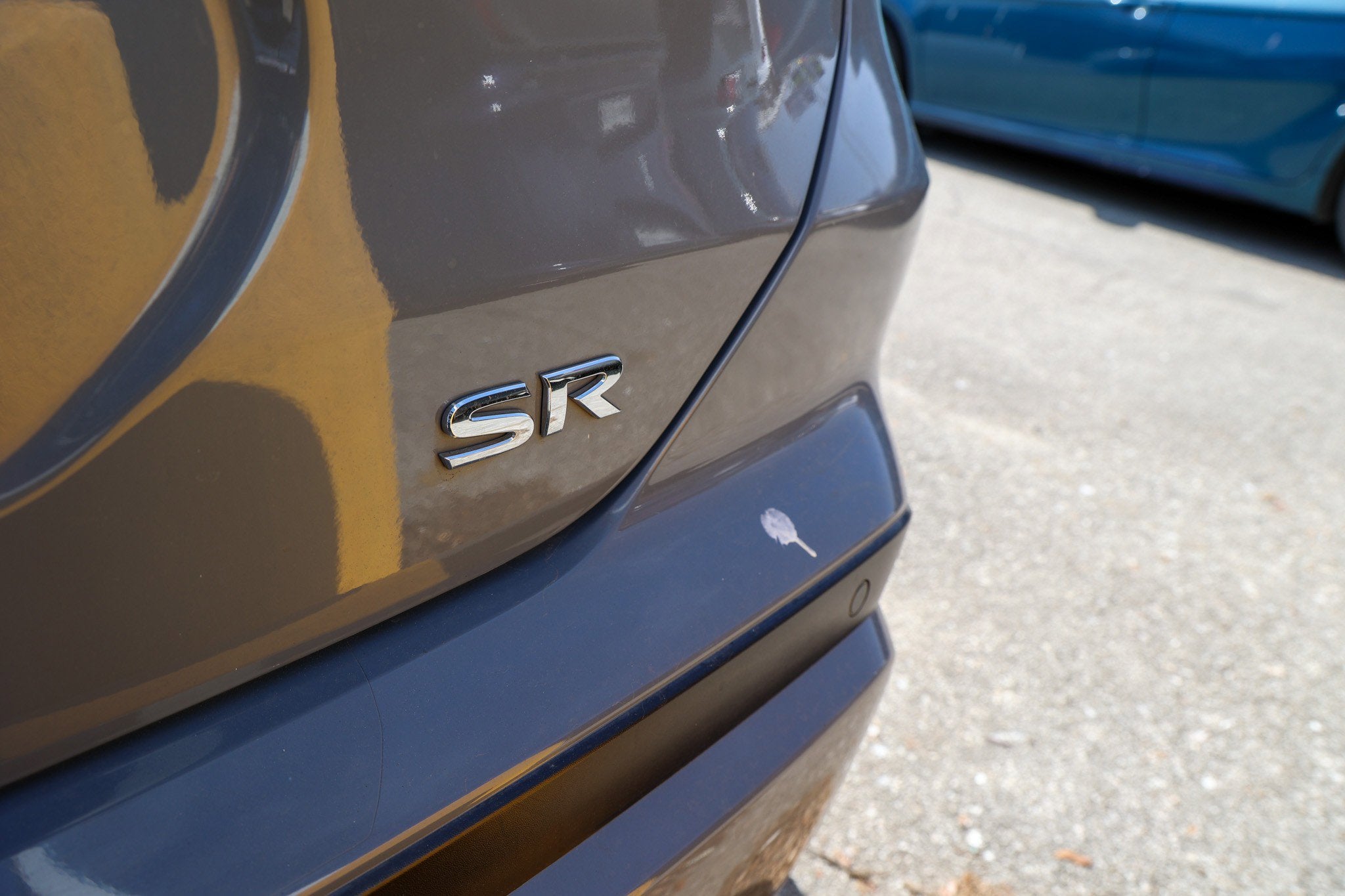 2022 Nissan Kicks SR