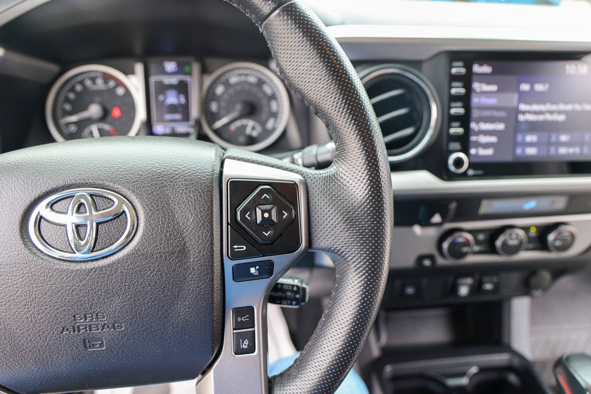 2023 Toyota TACOMA SR5 SR5