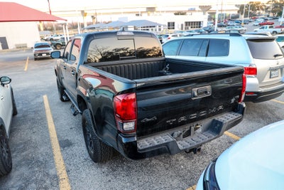 2022 Toyota Tacoma 4WD SR5