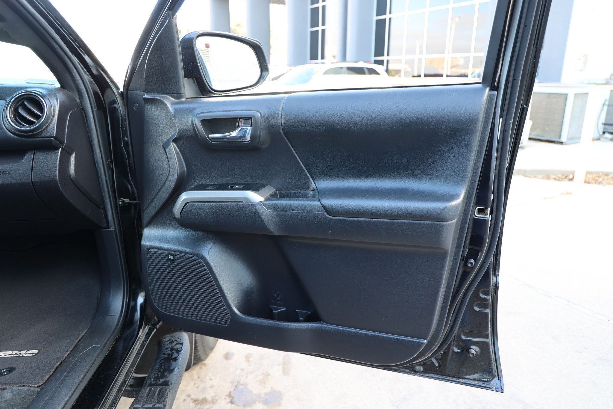 2023 Toyota TACOMA LIMITED Limited