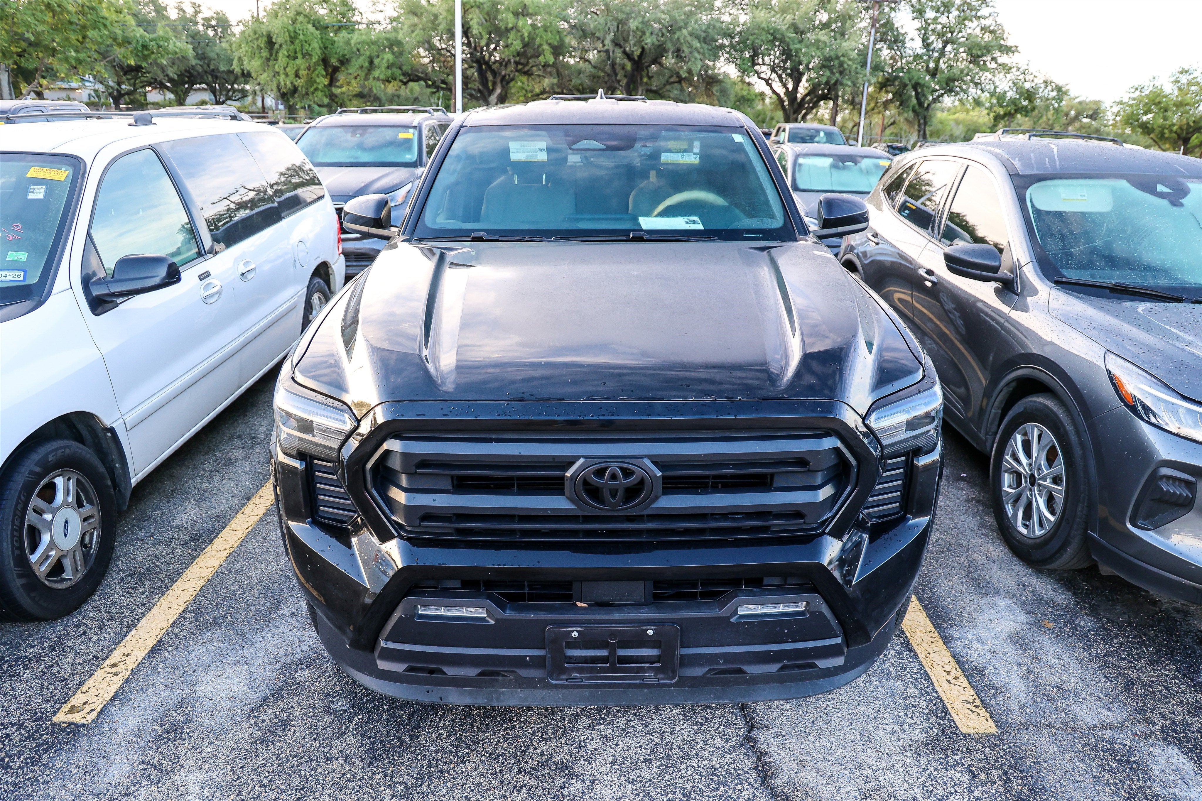 2024 Toyota TACOMA SR5 SR5