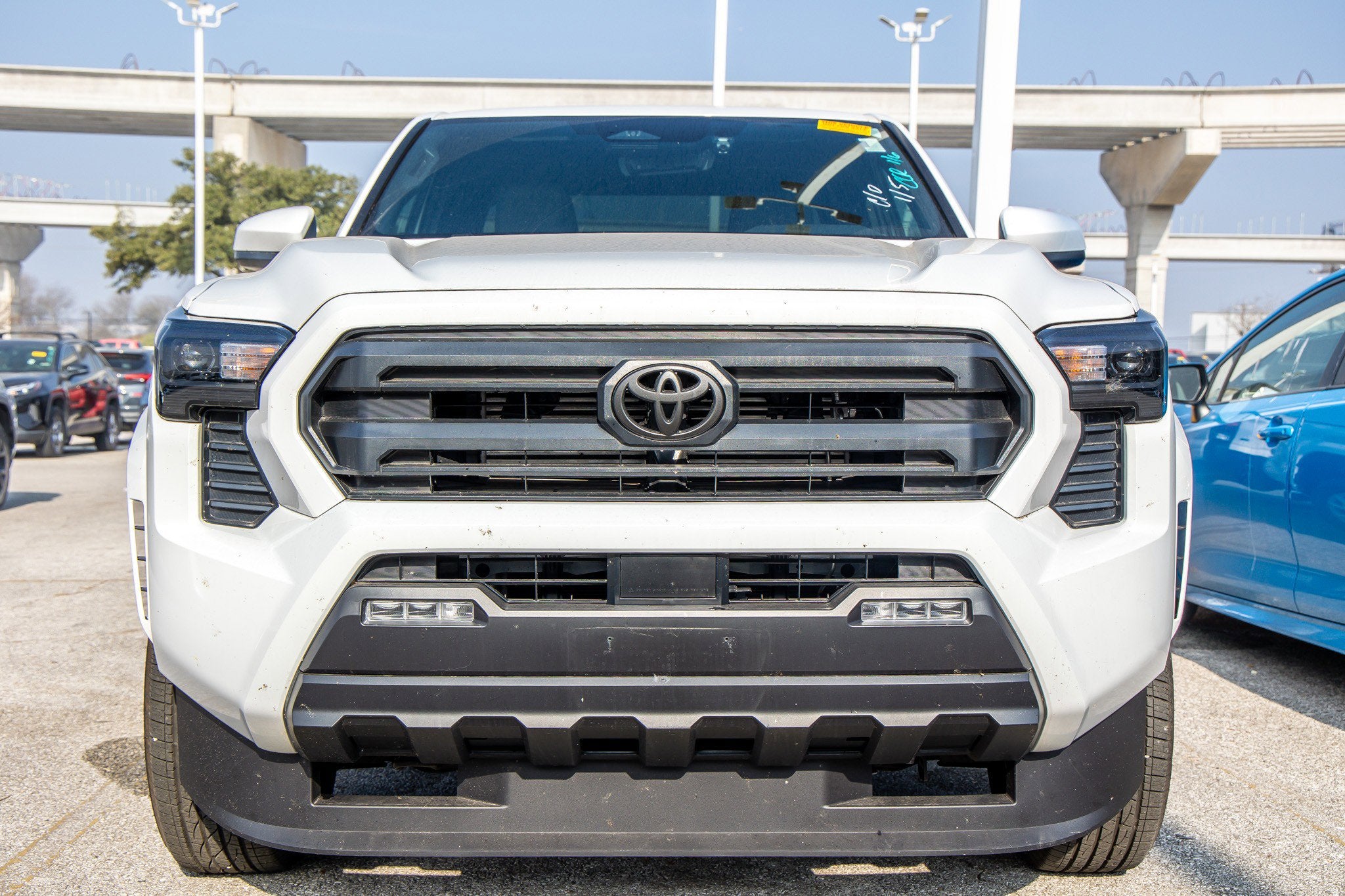 2025 Toyota TACOMA SR5 SR5