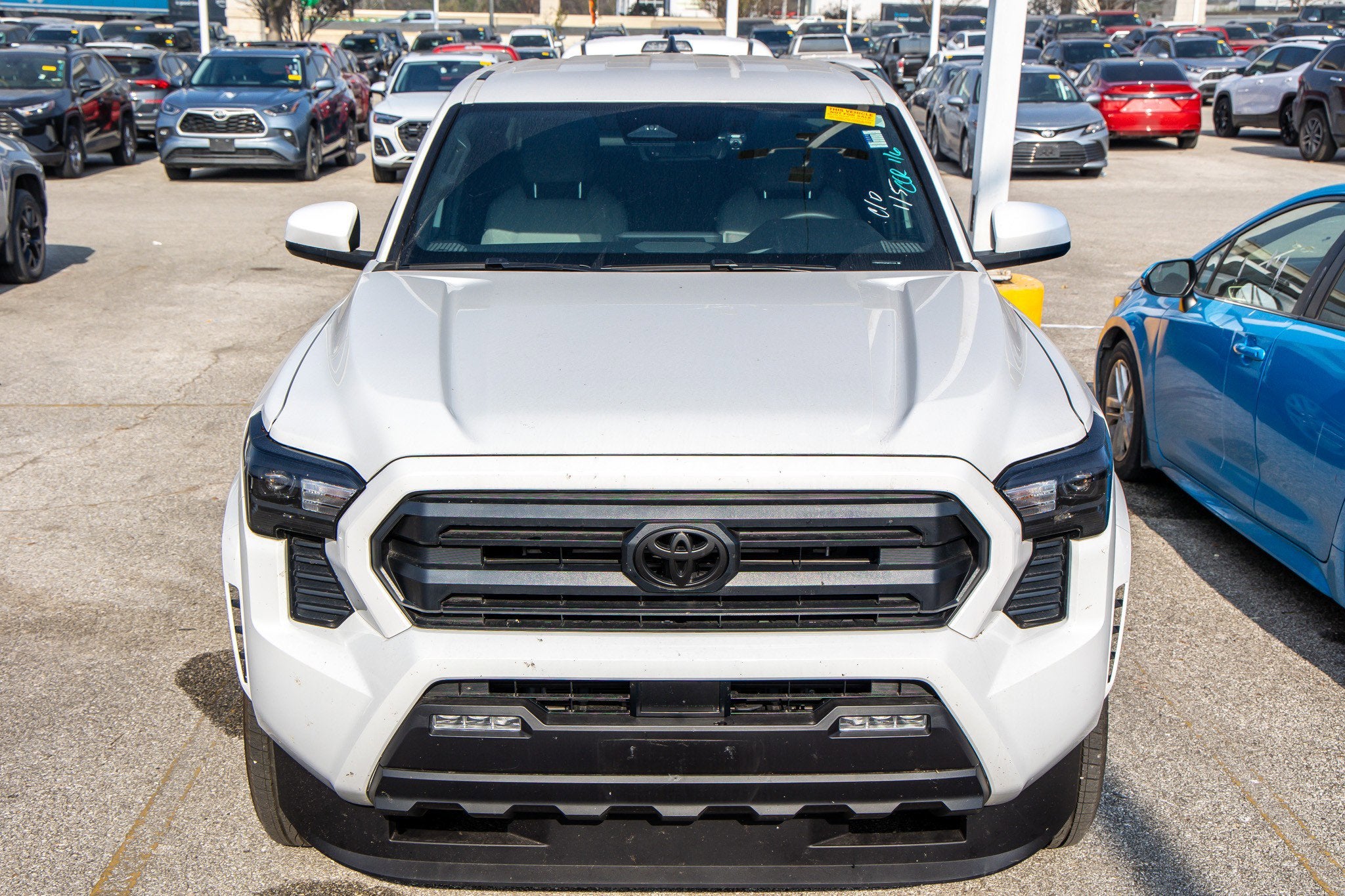 2025 Toyota TACOMA SR5 SR5