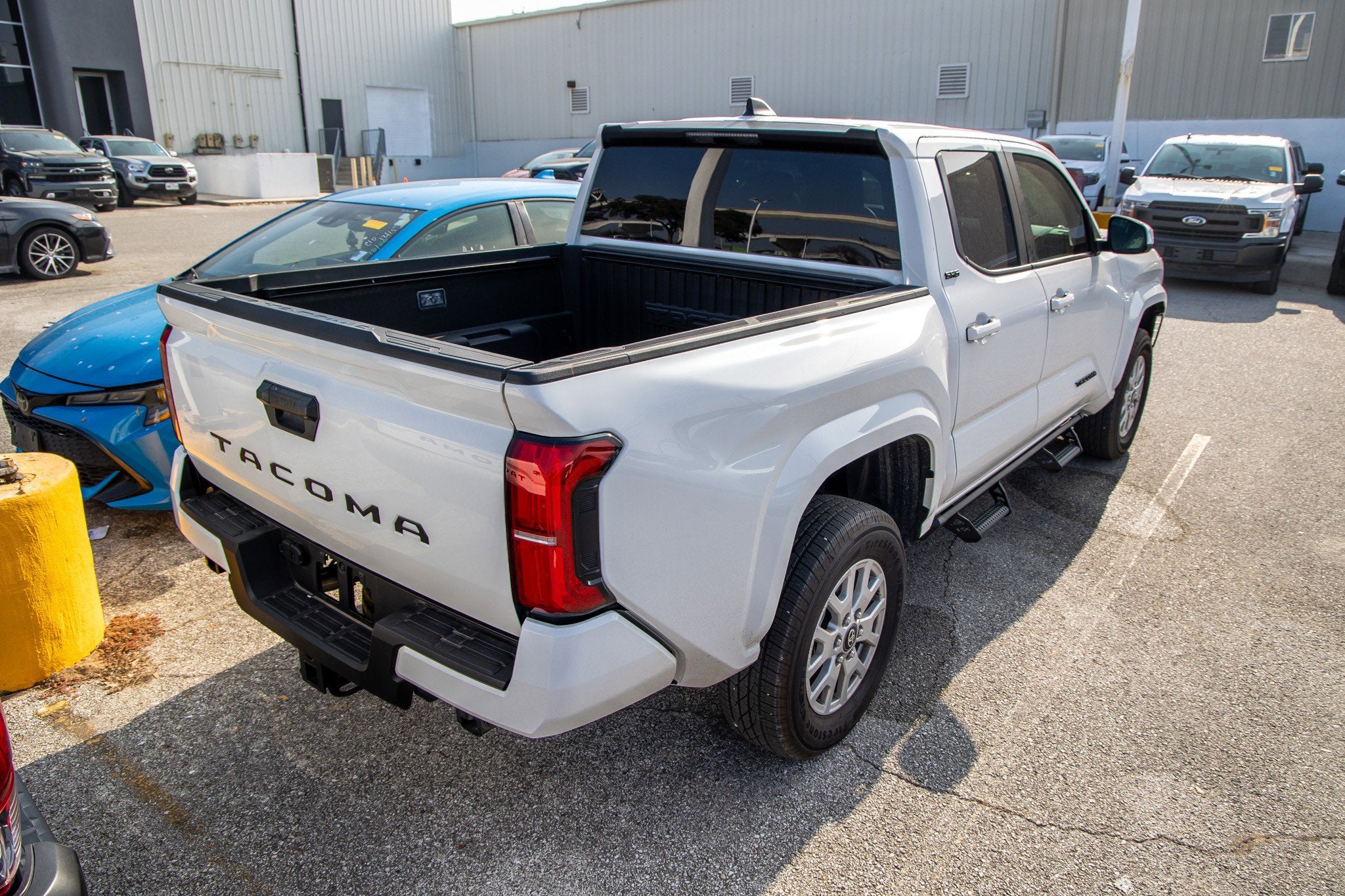 2025 Toyota TACOMA SR5 SR5