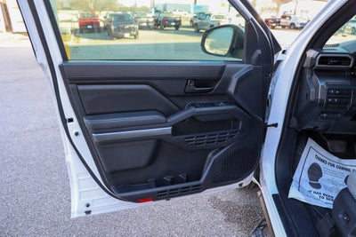 2025 Toyota TACOMA SR5 SR5