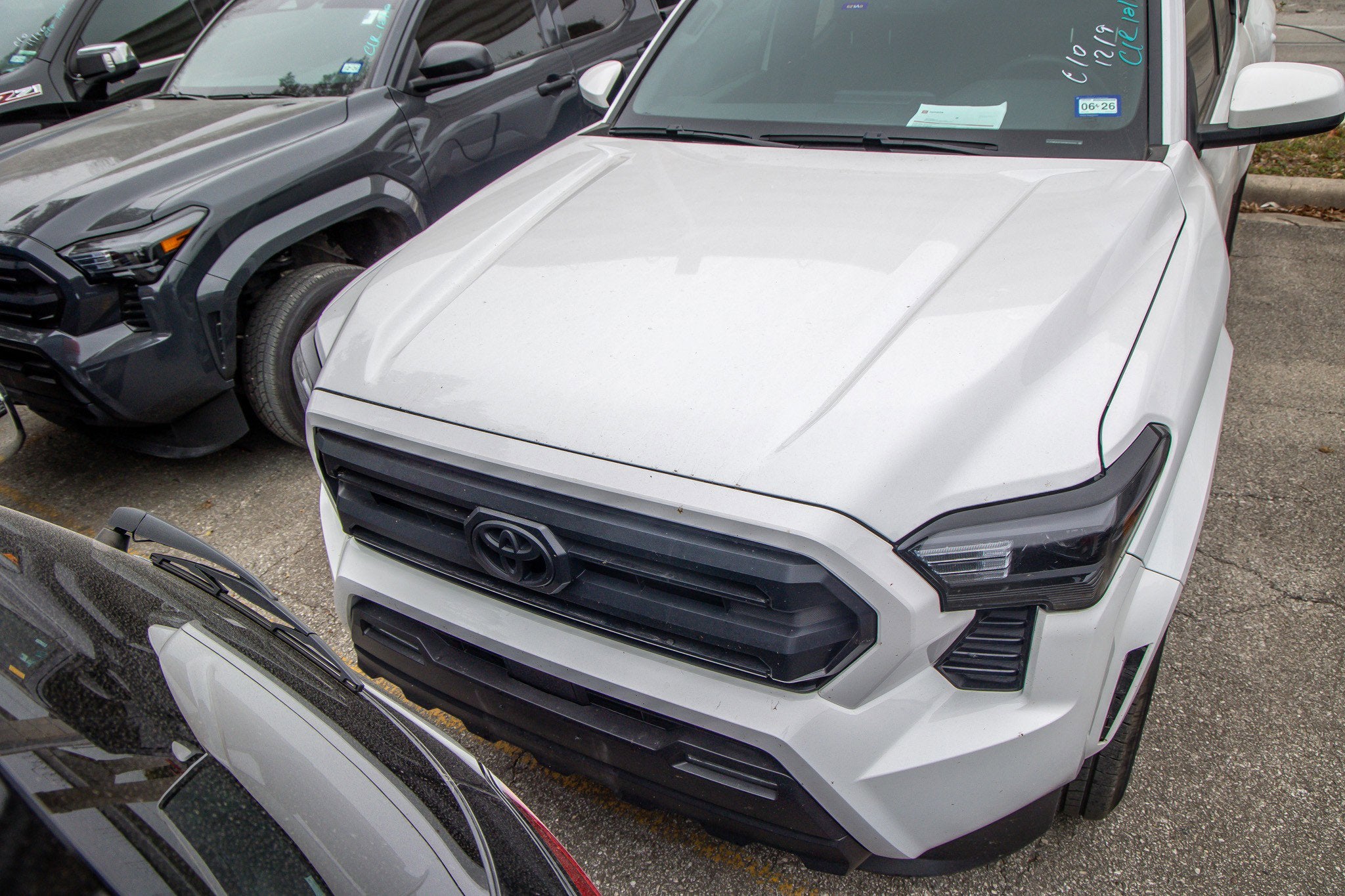 2024 Toyota TACOMA SR5 SR5