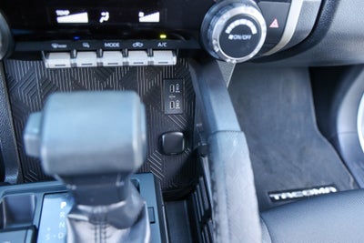 2024 Toyota TACOMA SR5 SR5