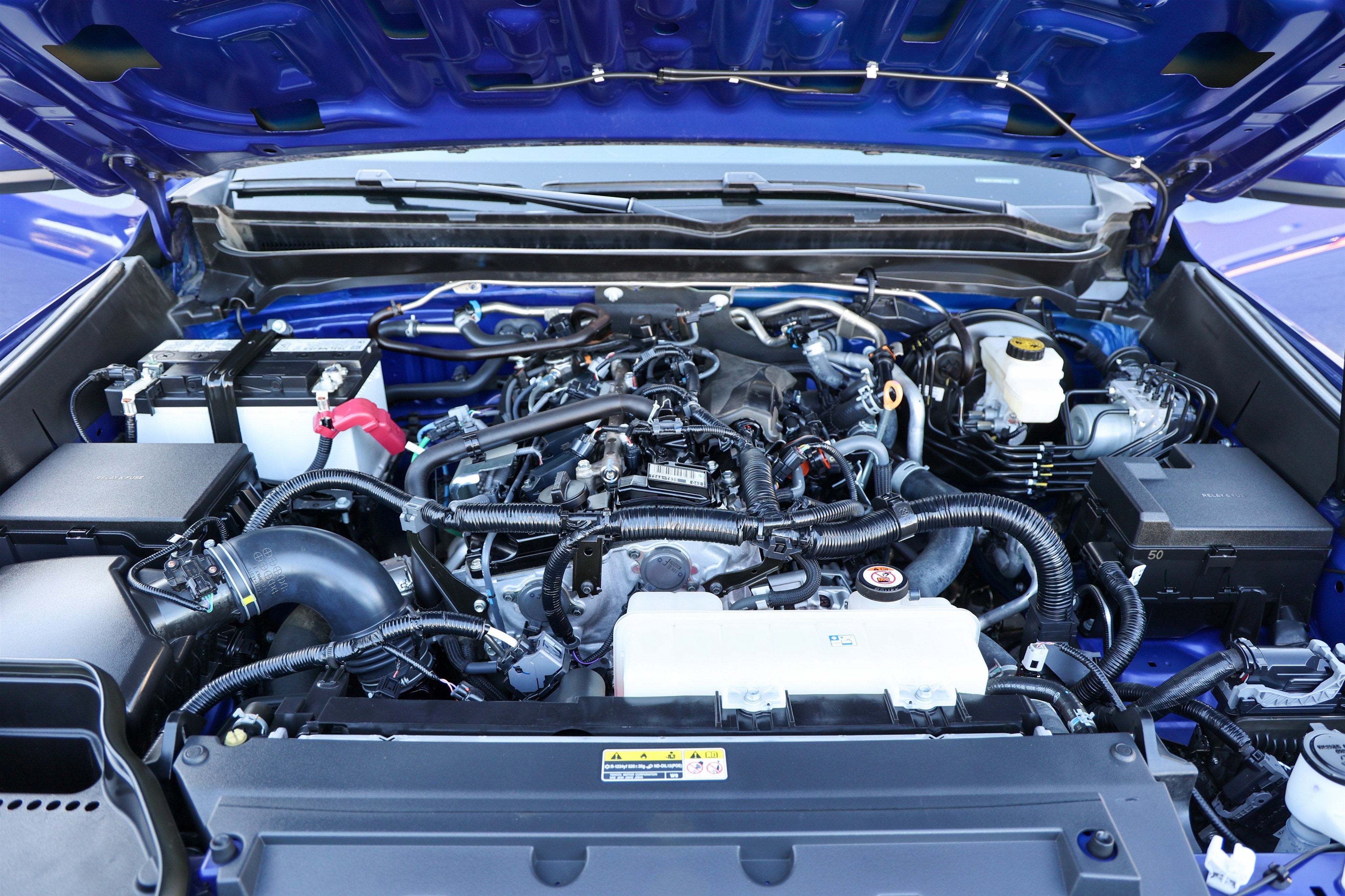 2024 Toyota TACOMA SR5 SR5