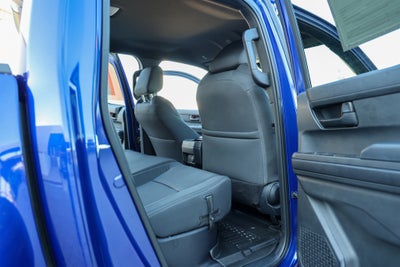 2024 Toyota TACOMA SR5 SR5