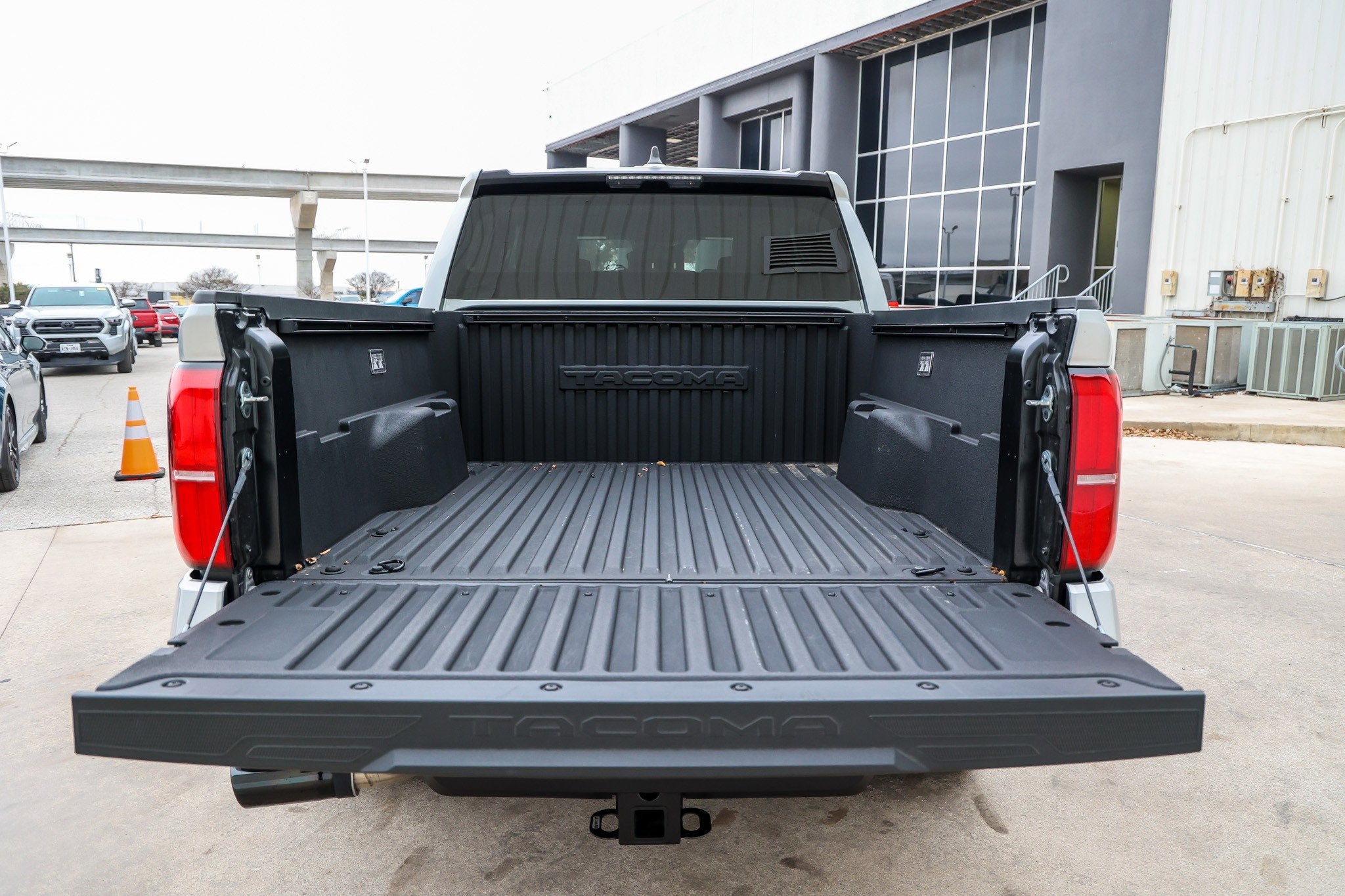 2025 Toyota TACOMA SR5 SR5