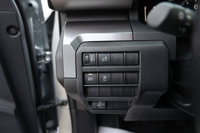 2025 Toyota TACOMA SR5 SR5