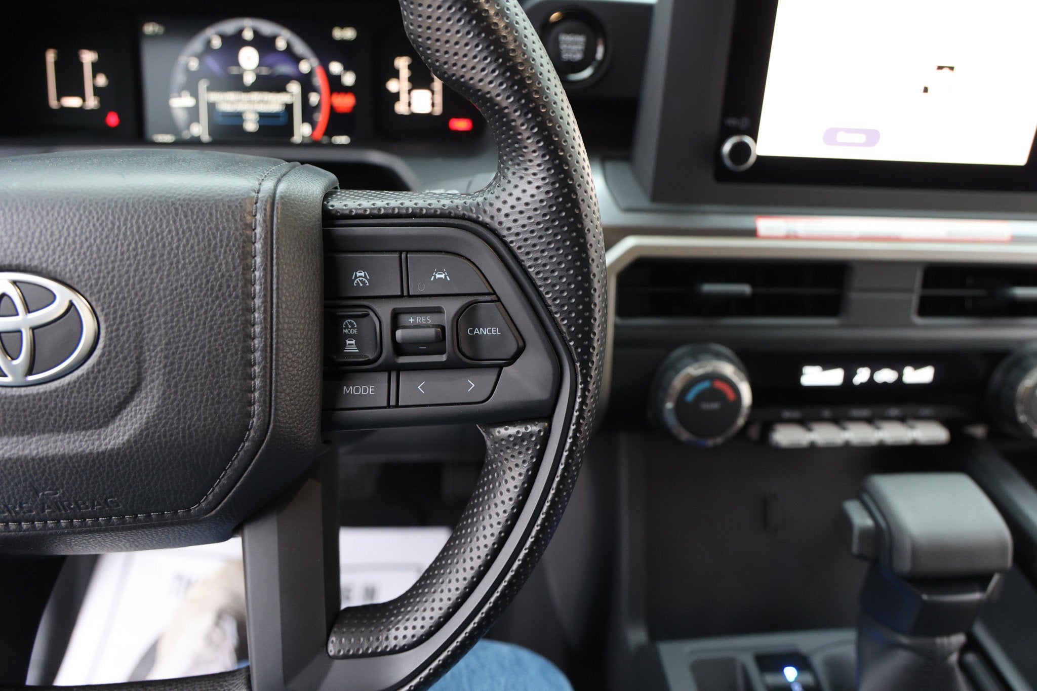 2025 Toyota TACOMA SR5 SR5