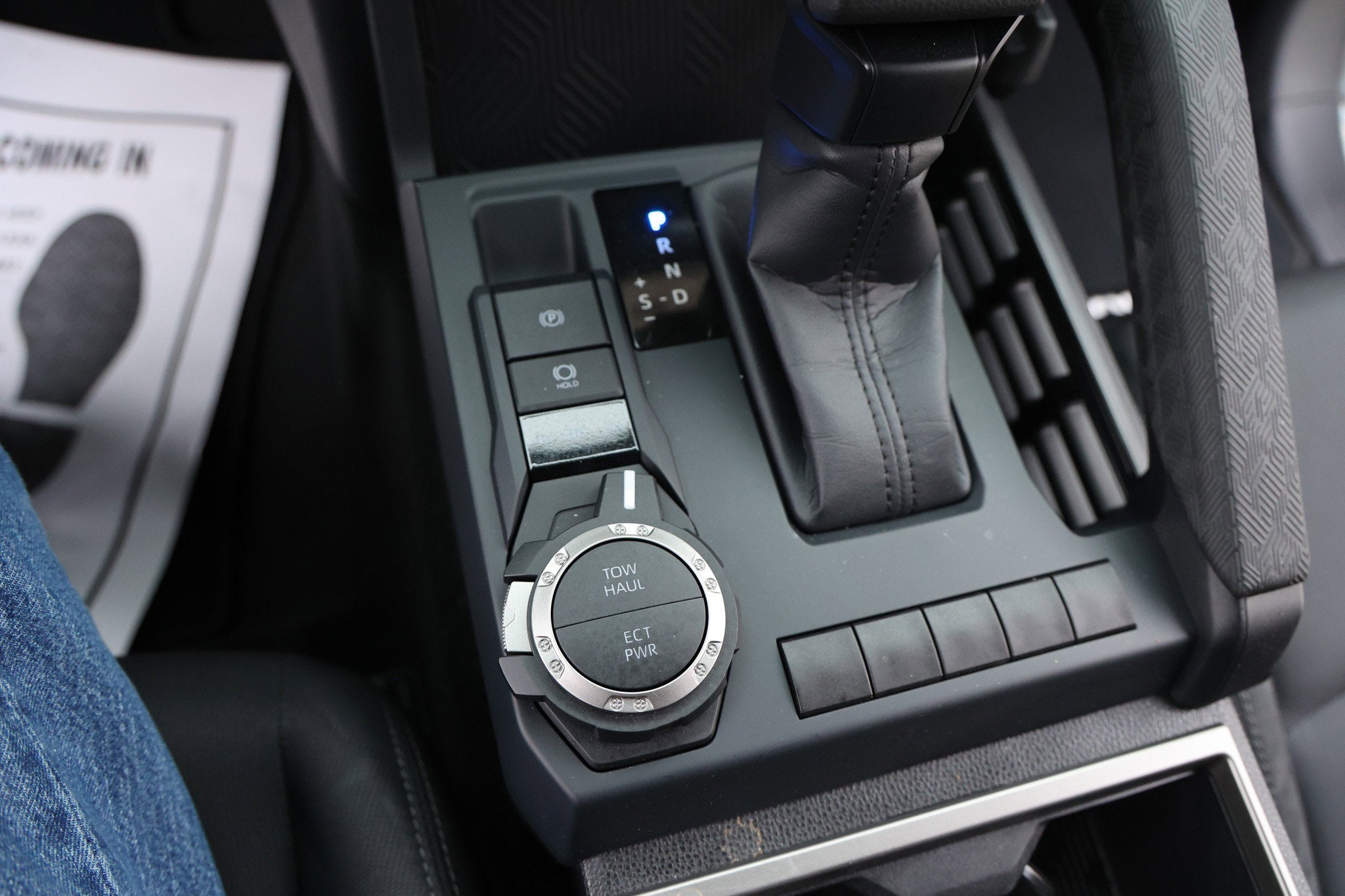 2025 Toyota TACOMA SR5 SR5