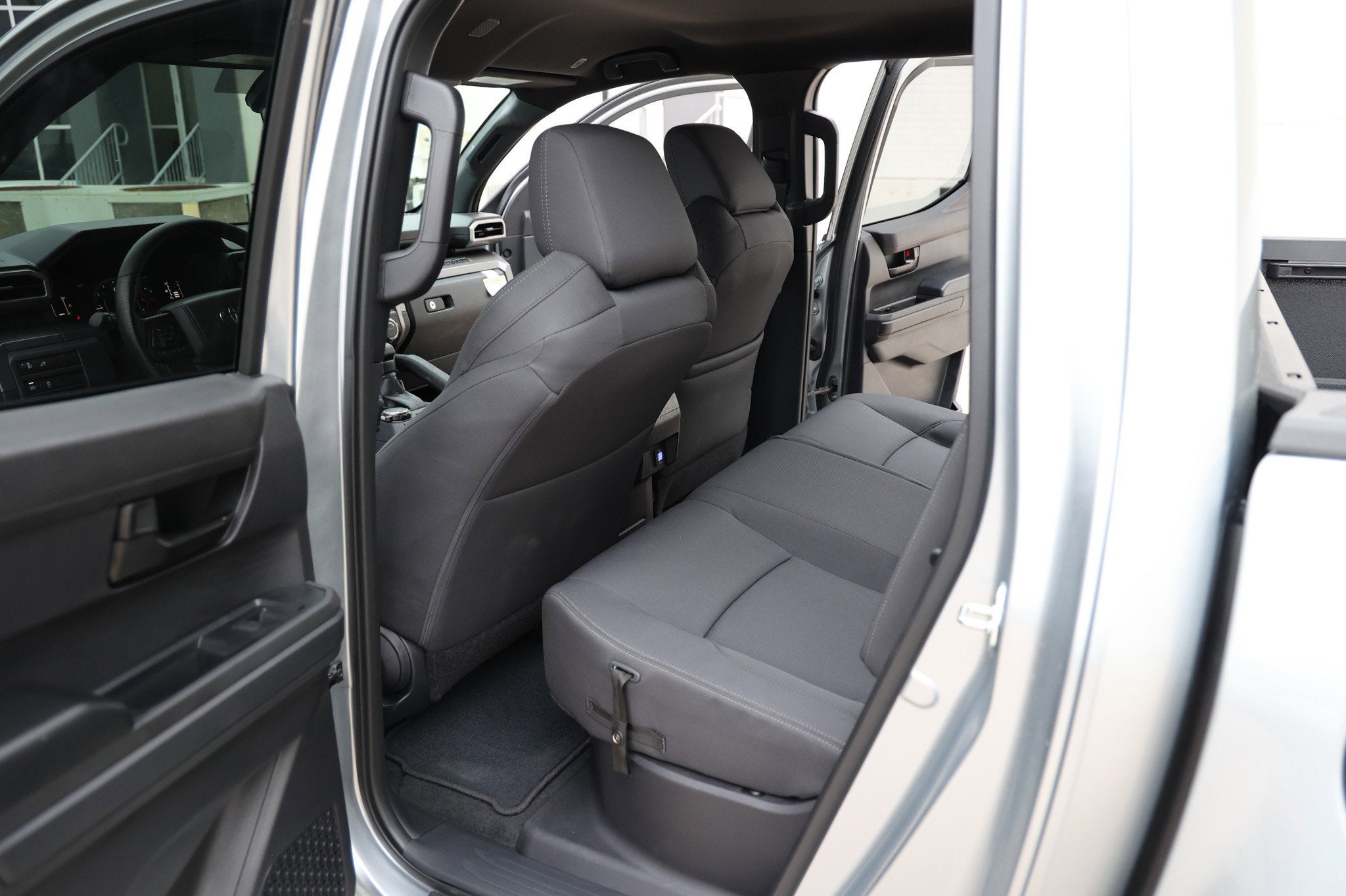 2025 Toyota TACOMA SR5 SR5