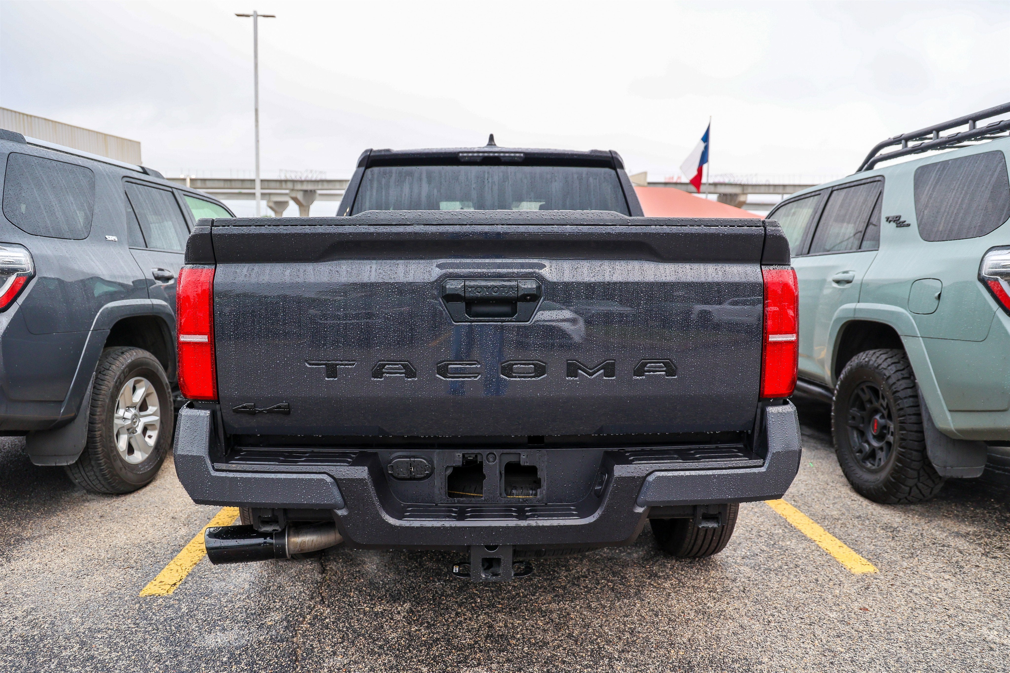 2025 Toyota Tacoma 4WD SR5