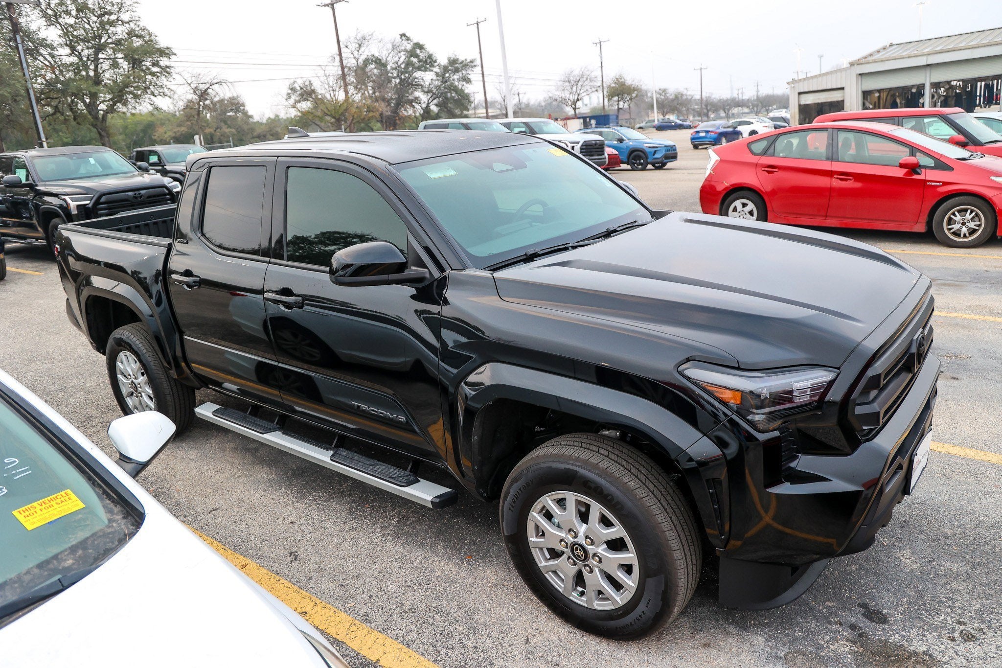 2025 Toyota TACOMA SR5 SR5
