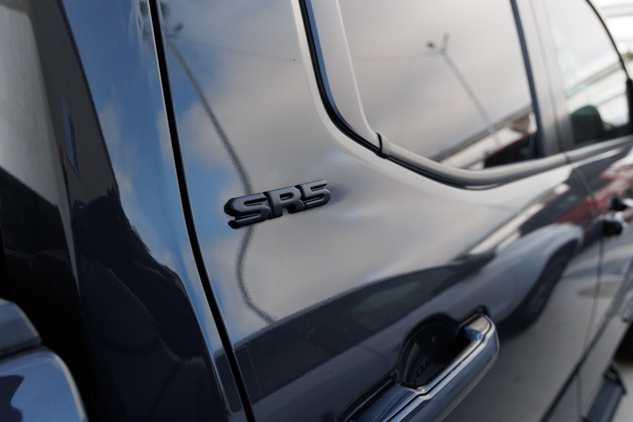 2025 Toyota TACOMA SR5 SR5