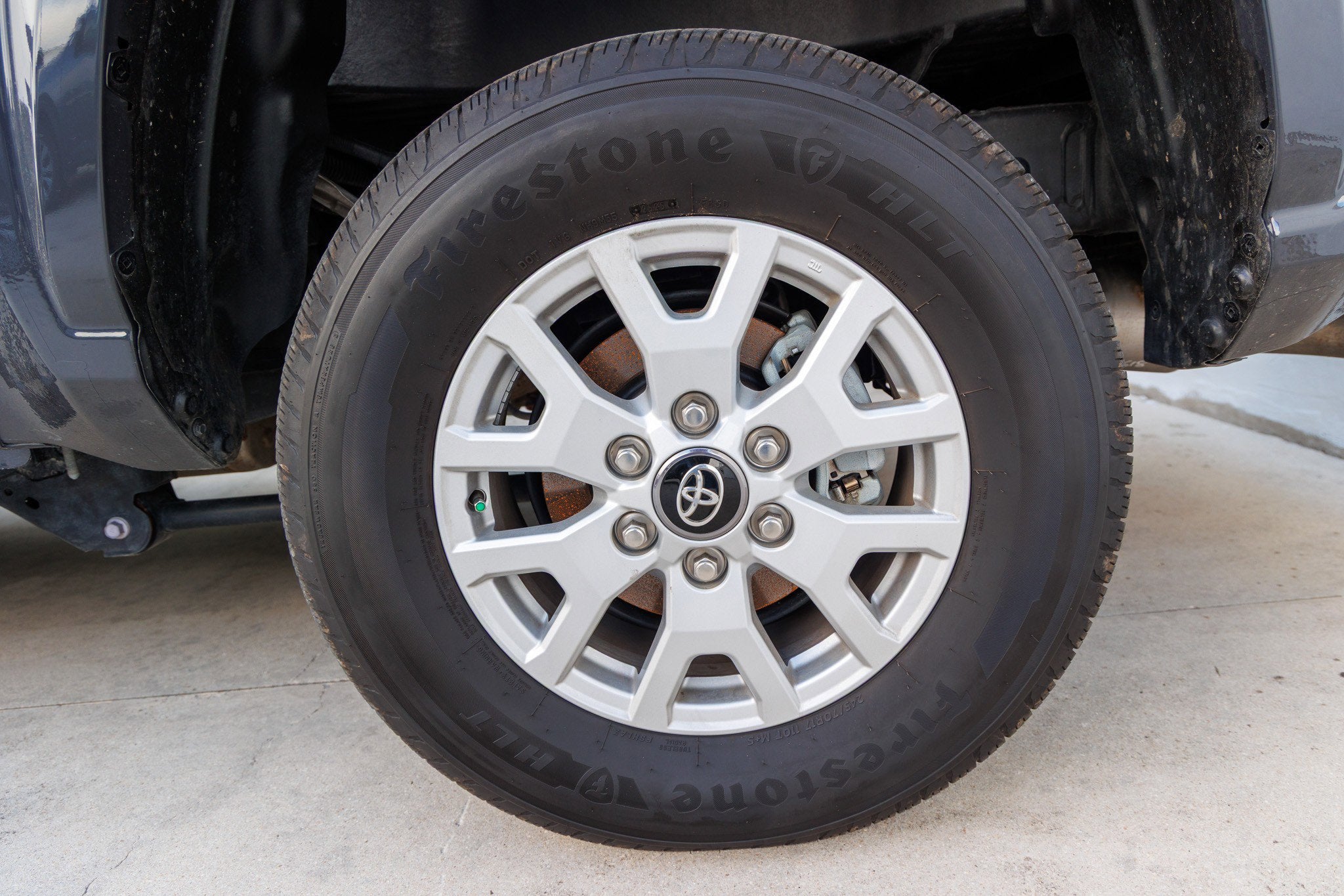 2025 Toyota TACOMA SR5 SR5