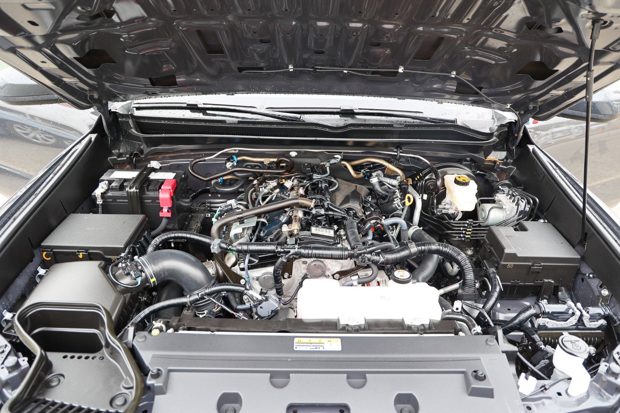 2025 Toyota TACOMA SR5 SR5