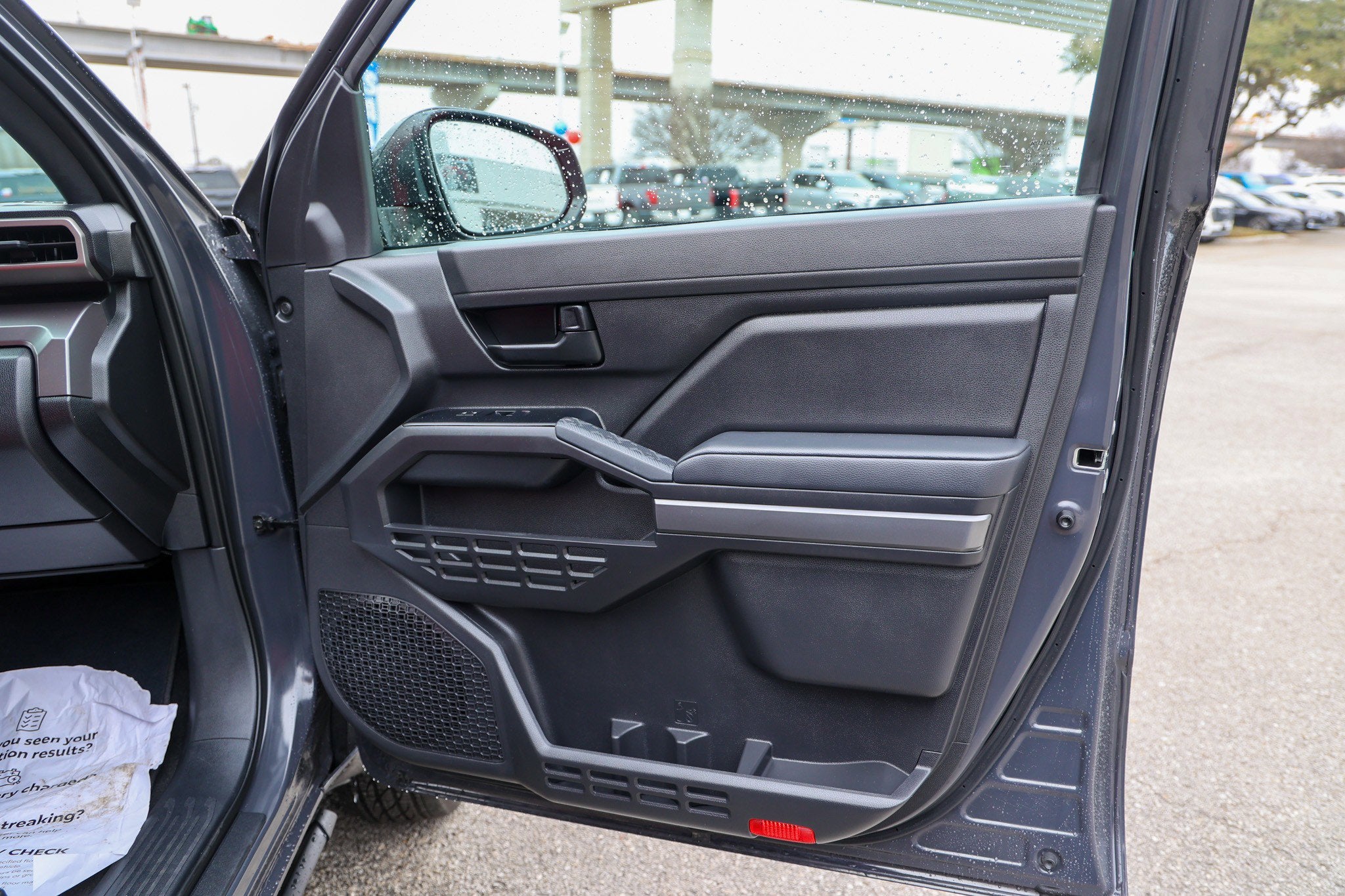 2025 Toyota TACOMA SR5 SR5