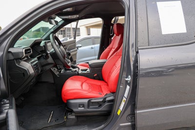 2025 Toyota TACOMA SR5 SR5