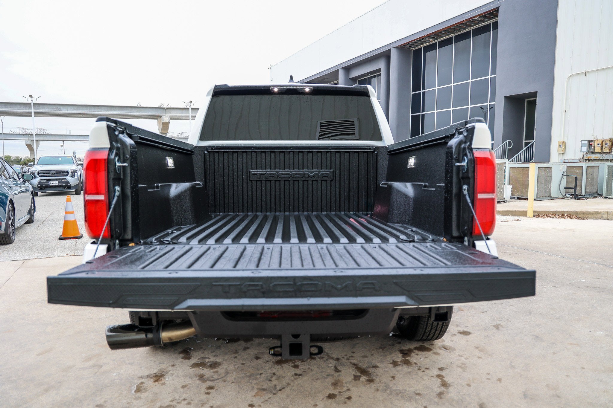 2025 Toyota TACOMA SR5 SR5