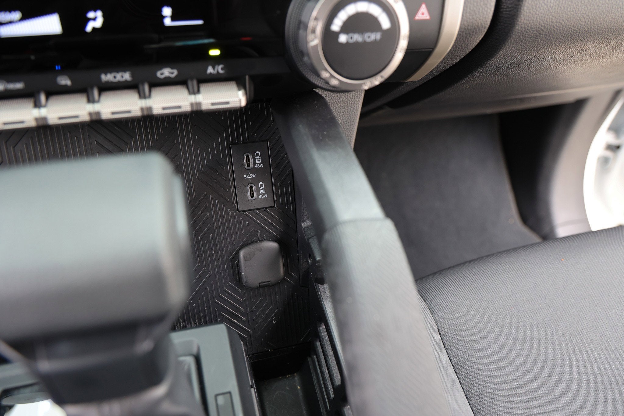 2025 Toyota TACOMA SR5 SR5