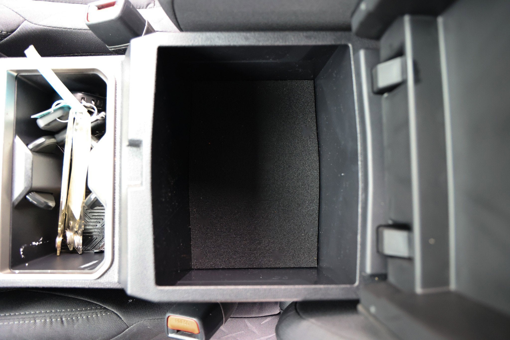 2025 Toyota TACOMA SR5 SR5