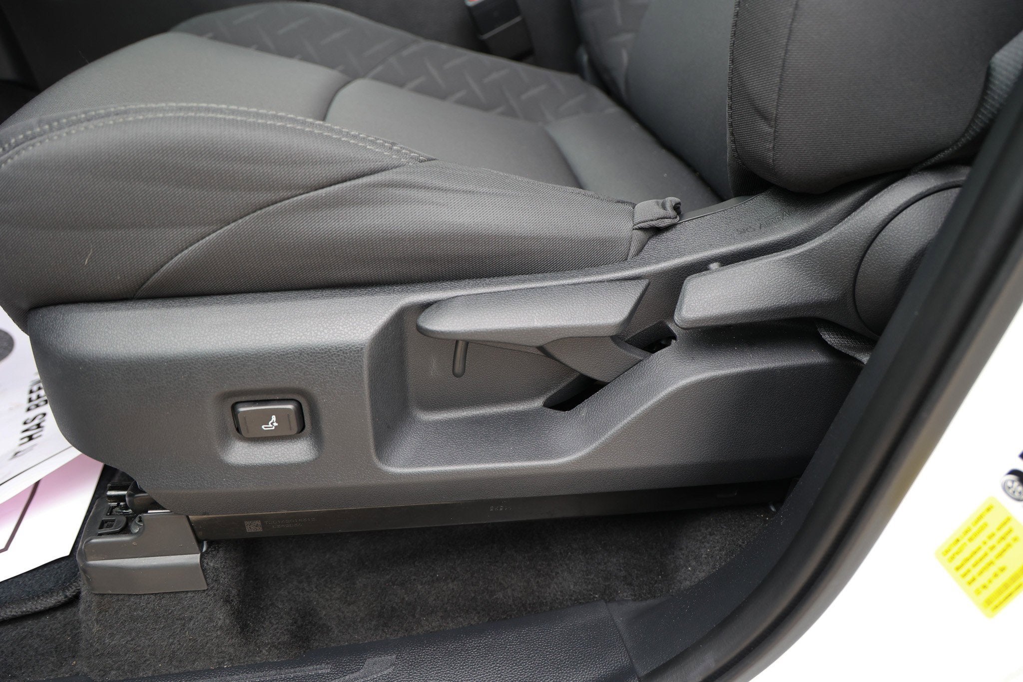 2025 Toyota TACOMA SR5 SR5