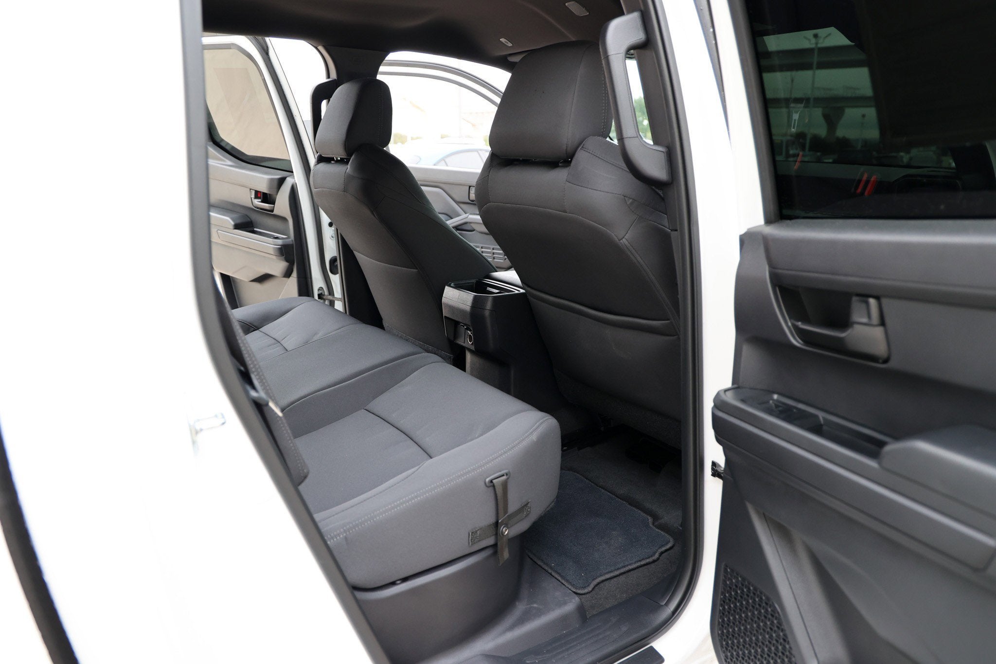 2025 Toyota TACOMA SR5 SR5