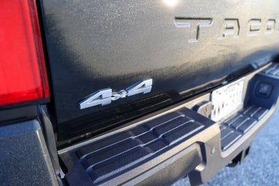 2025 Toyota TACOMA SR5 SR5