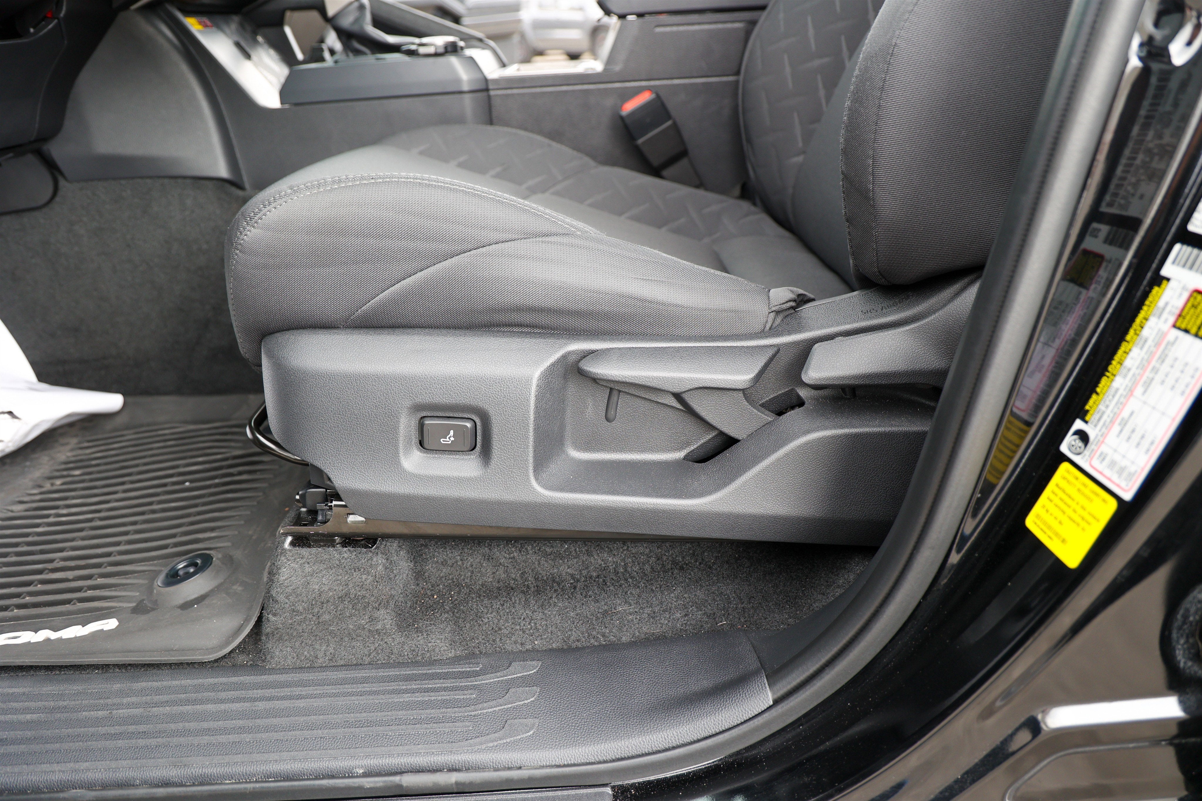 2025 Toyota TACOMA SR5 SR5