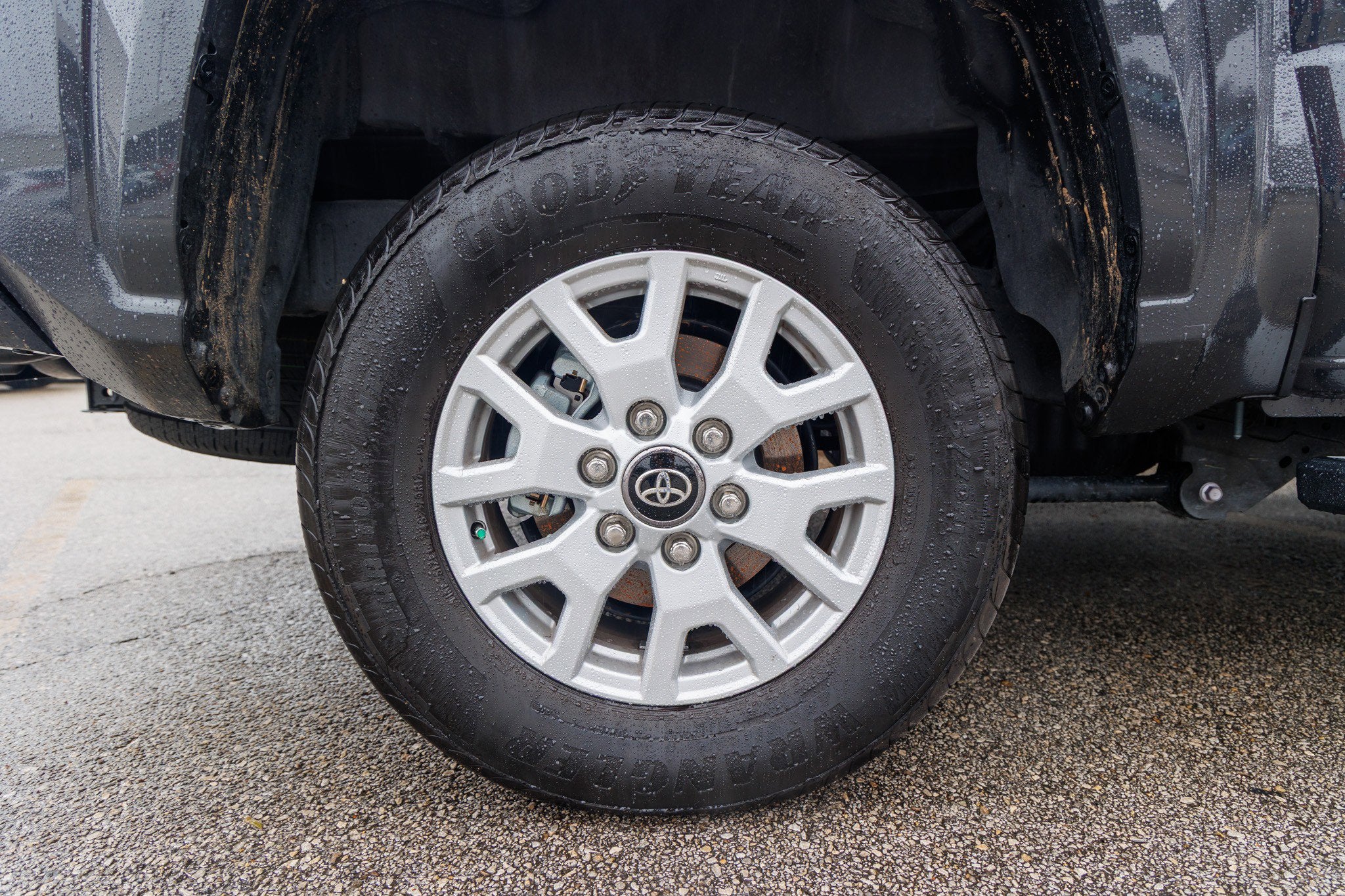 2025 Toyota TACOMA SR5 SR5